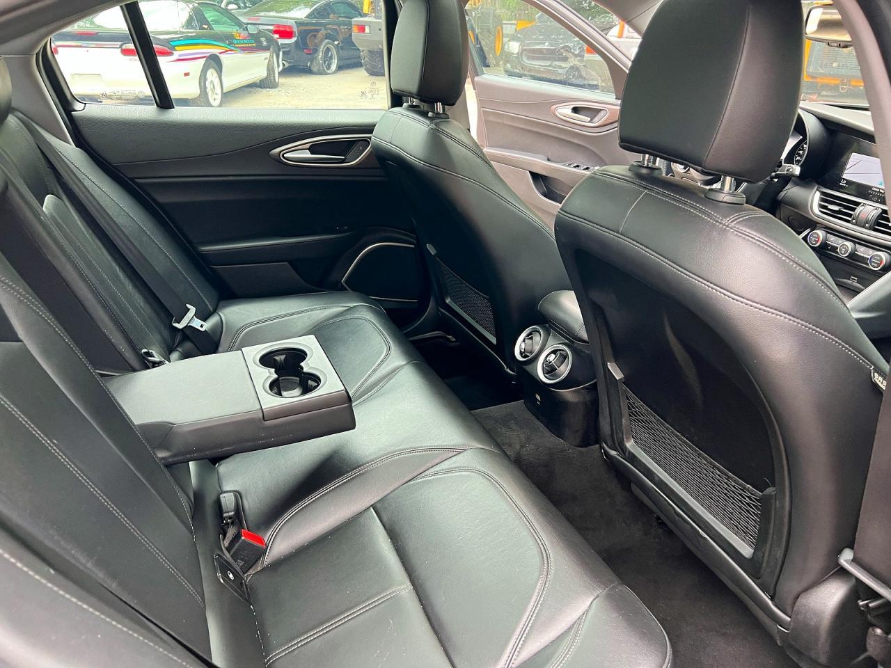 2017 Alfa Romeo Giulia Ti Q4 - Фото 6