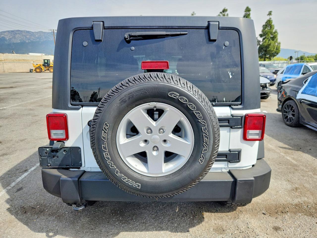 2018 Jeep Wrangler Unlimited Sport - Фото 6