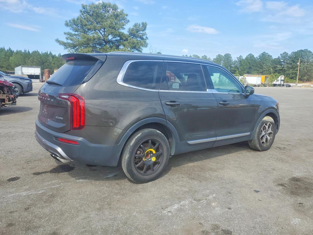 2021 Kia Telluride Ex - Image 3
