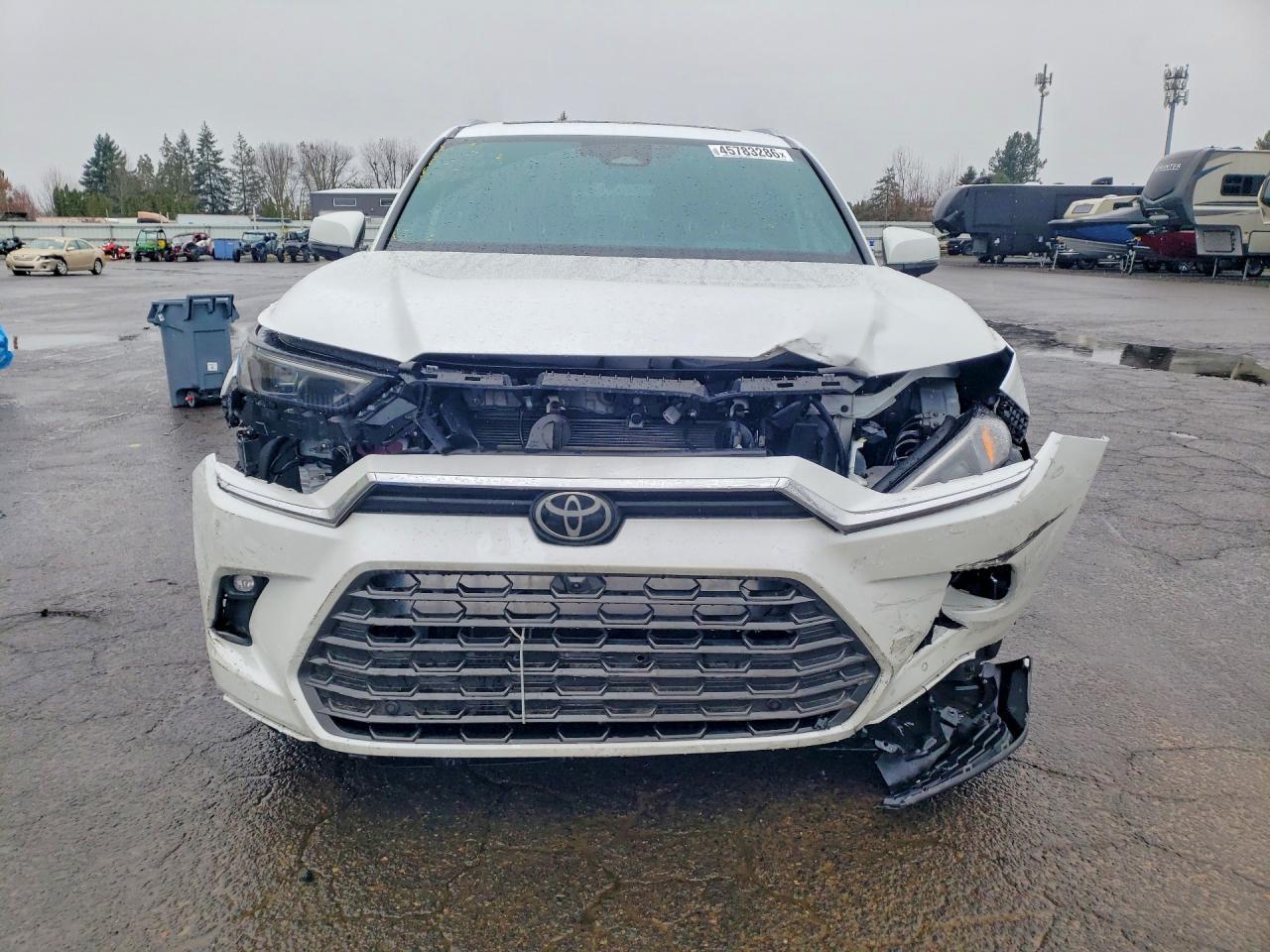 2025 Toyota Grand Highlander Hybrid Max Platinum - Image 5