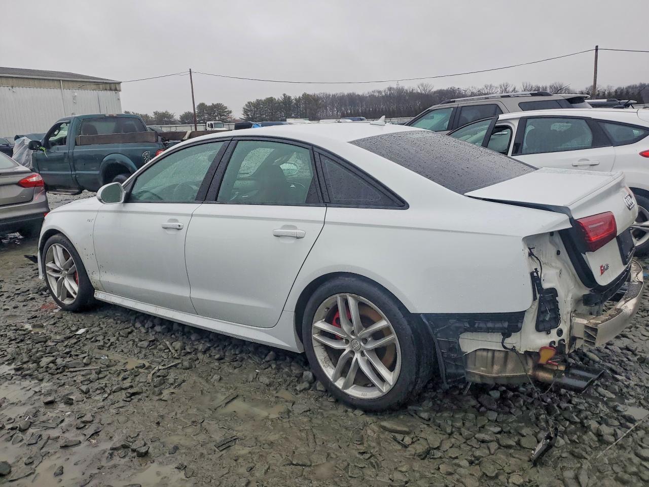 2017 Audi S6 Premium Plus - Фото 2