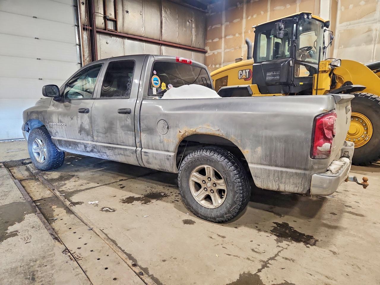 2007 Dodge Ram 1500 St - Image 2