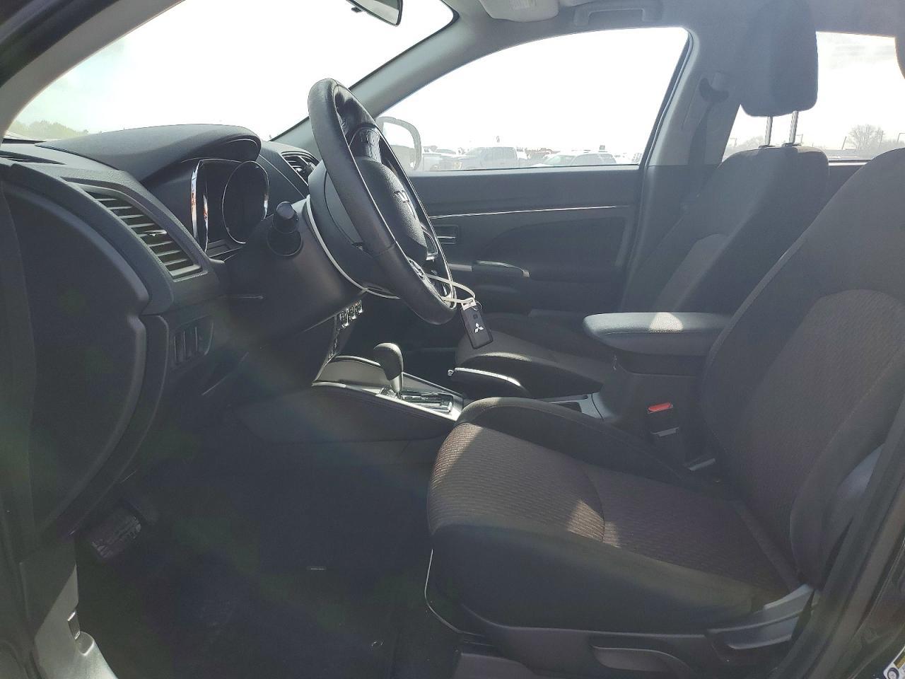 2019 Mitsubishi Outlander Sport Se - Фото 7