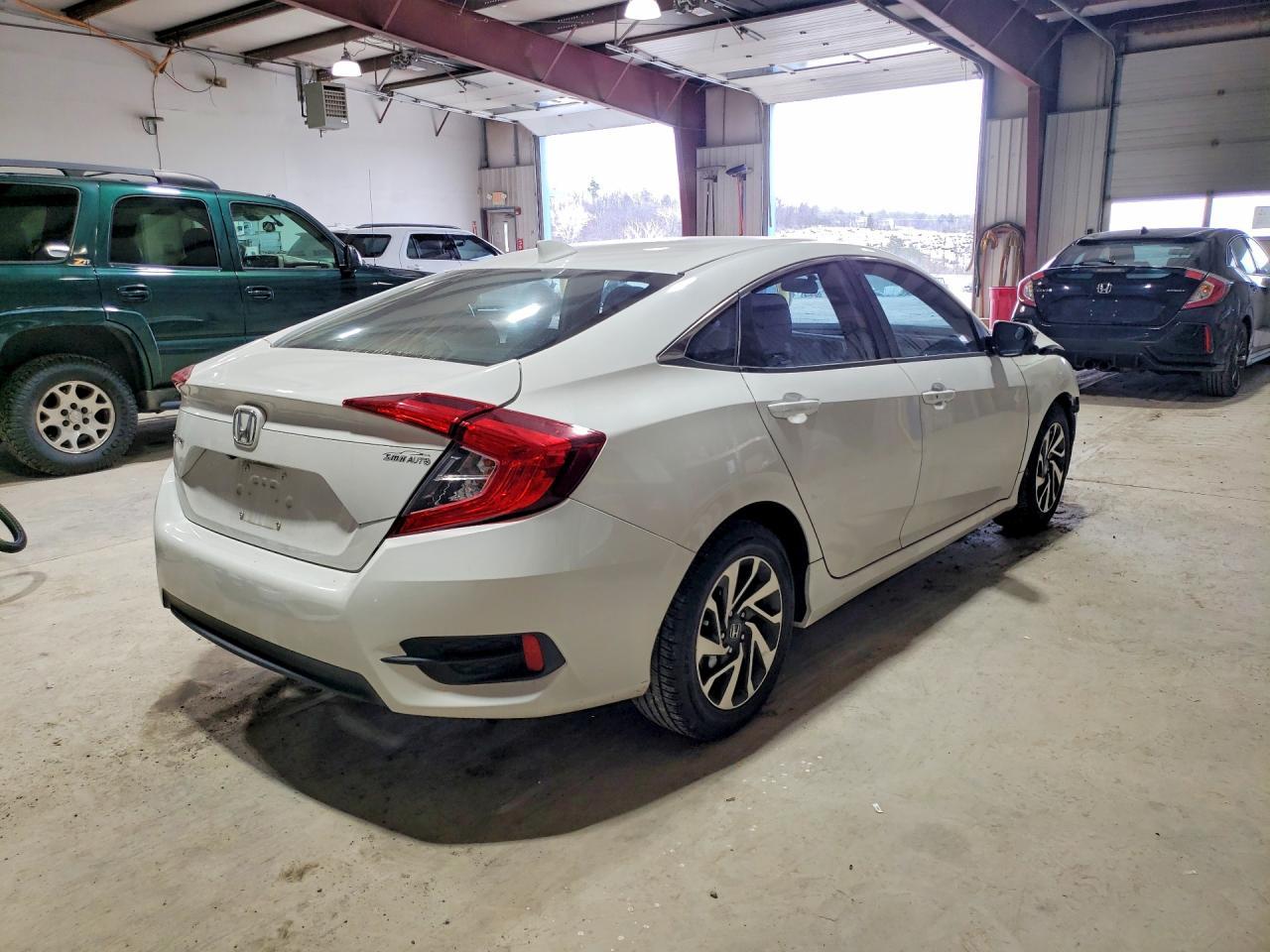 2017 Honda Civic Ex - Фото 3