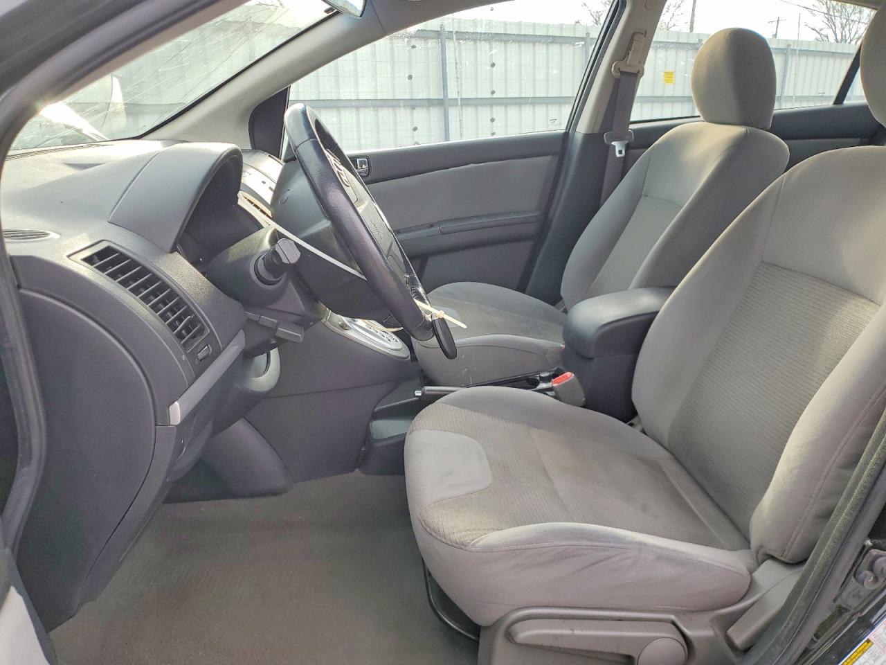 2011 Nissan Sentra 2.0/2.0S/Sr/2.0Sl - Фото 7