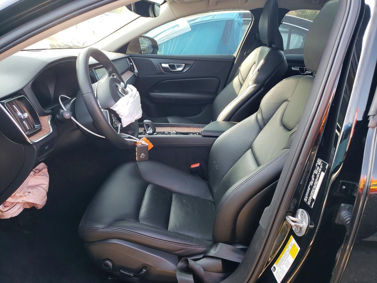 2023 Volvo S60 Plus - Image 7
