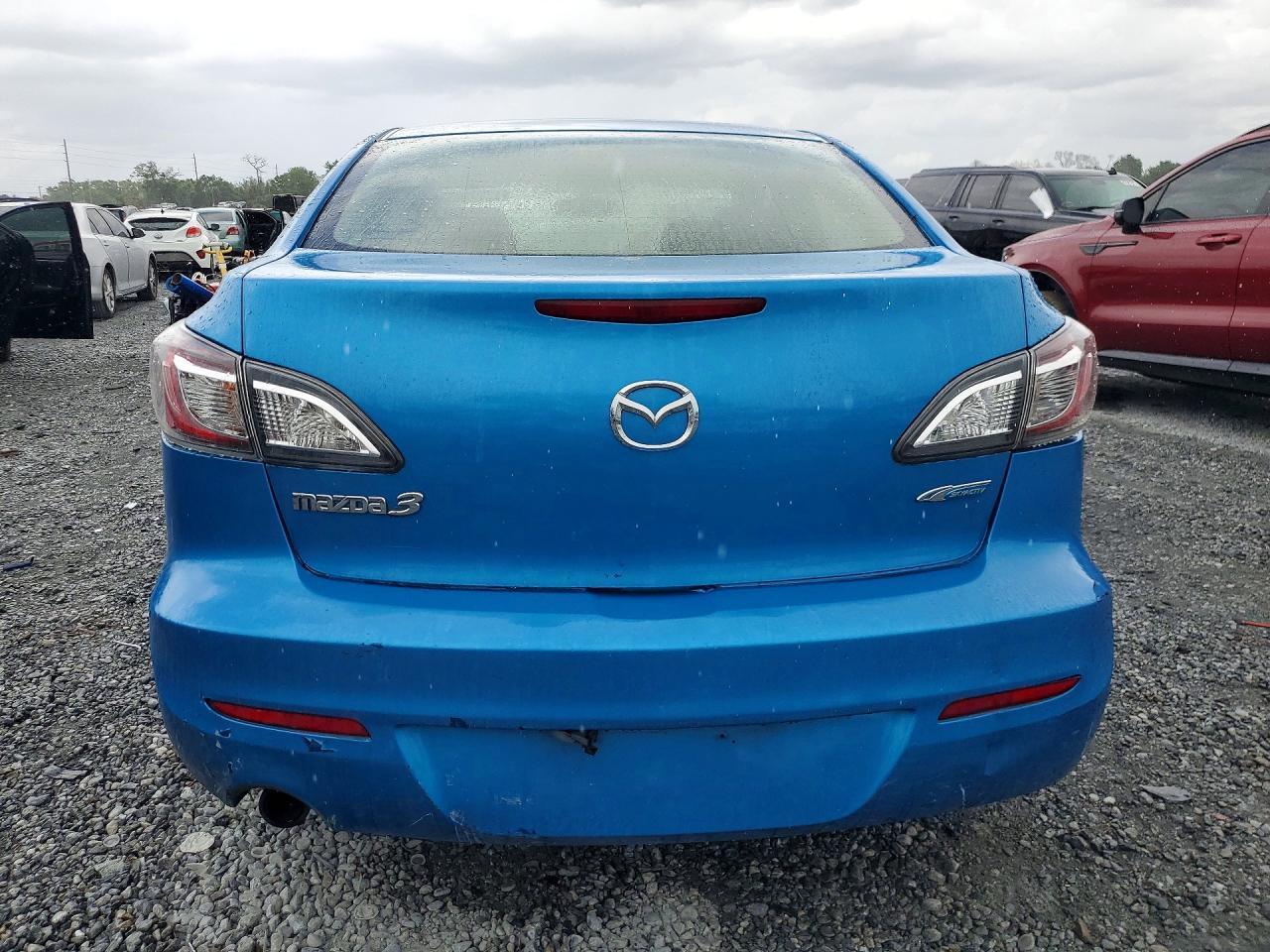 2012 Mazda 3 I - Image 6
