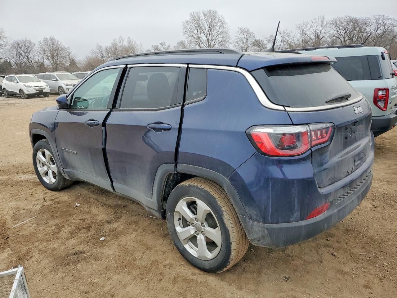 2019 Jeep Compass Latitude - Фото 2