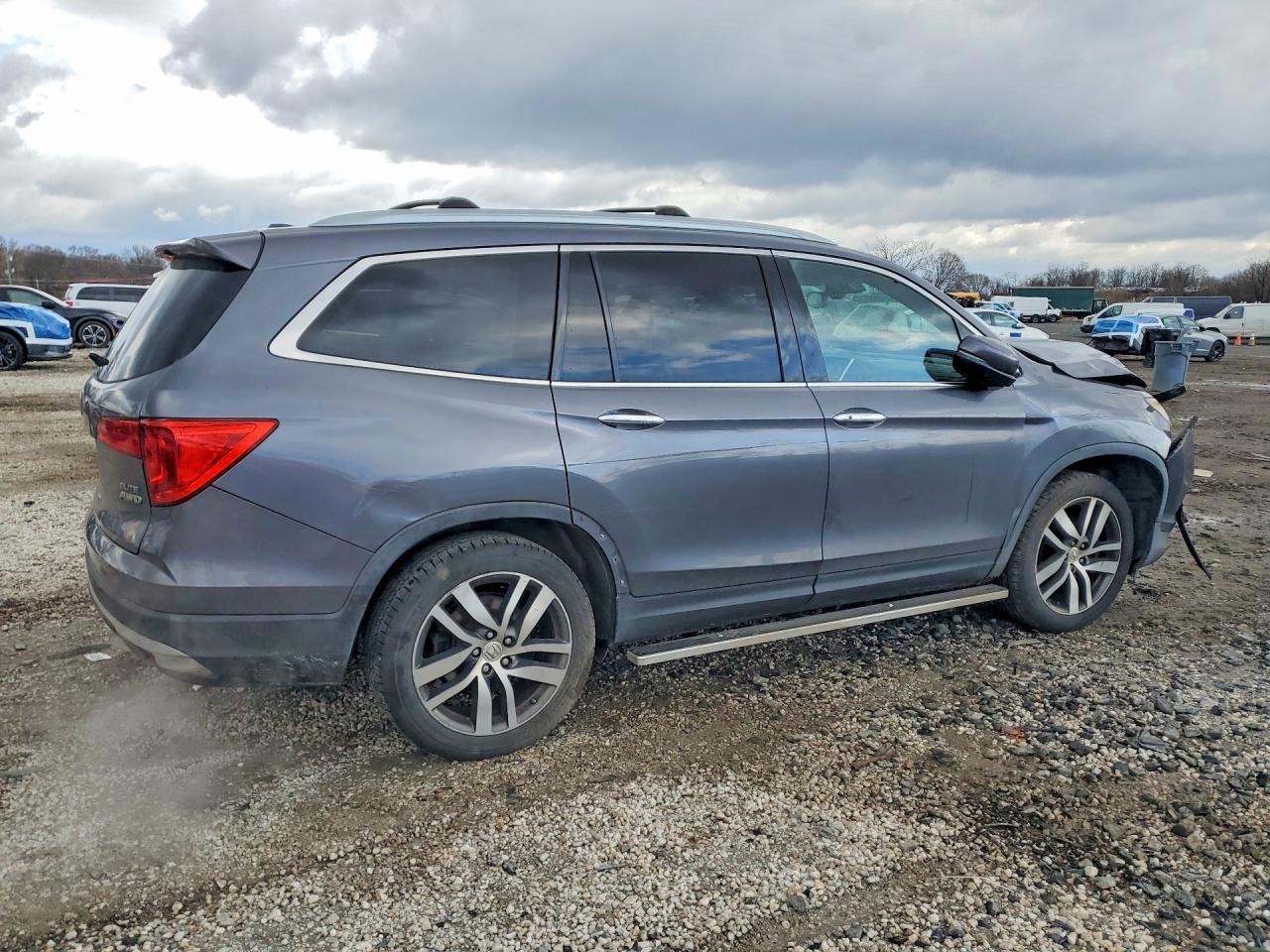2016 Honda Pilot Elite - Фото 3
