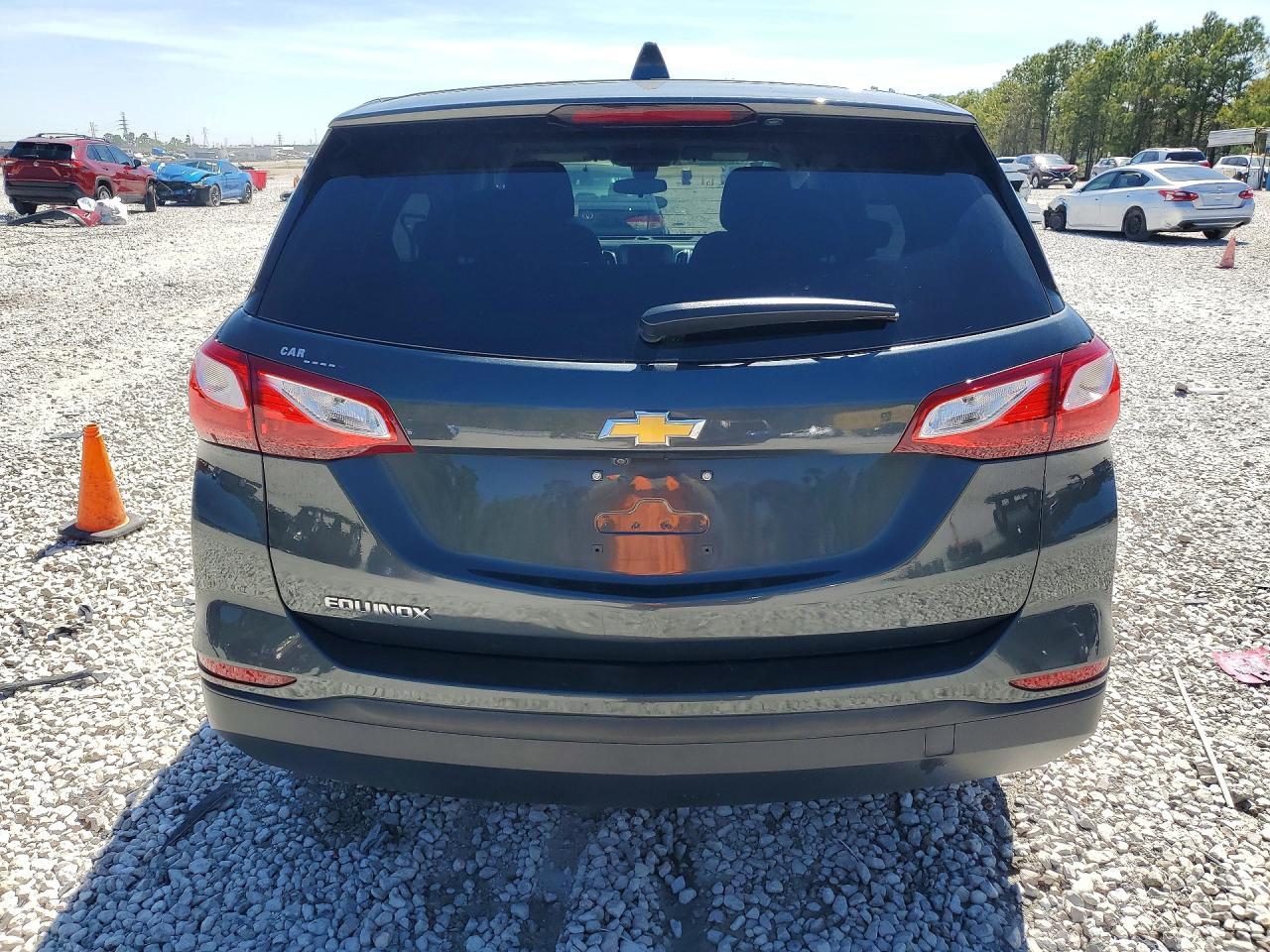 2020 Chevrolet Equinox Ls - Фото 6