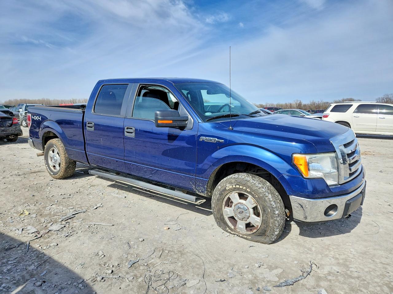 2011 Ford F150 - Image 4