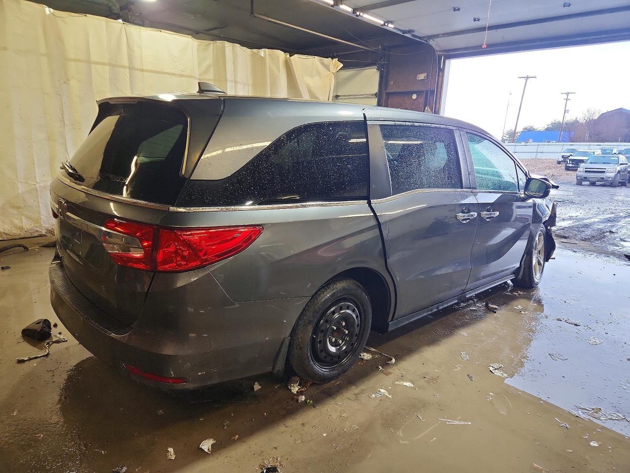 2018 Honda Odyssey Ex - Фото 3