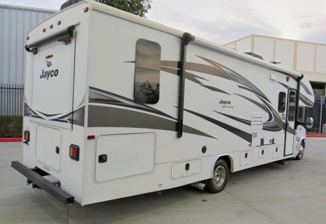 2019 Ford Econoline E450 Super Duty Cutaway Van - Фото 3