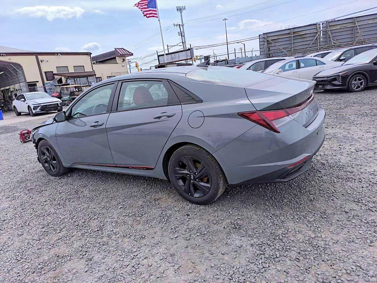 2021 Hyundai Elantra Sel - Image 2