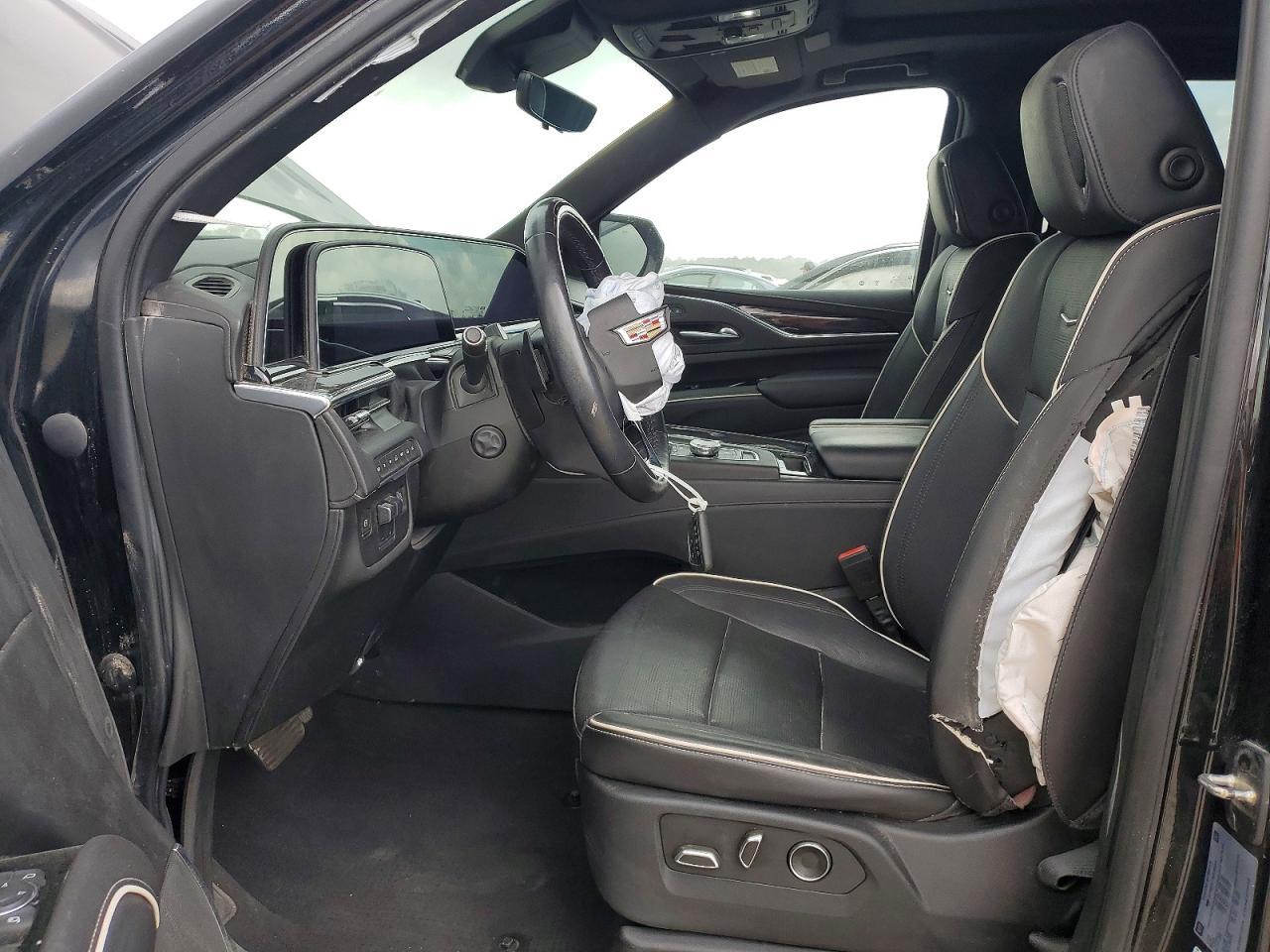 2021 Cadillac Escalade Sport - Image 7