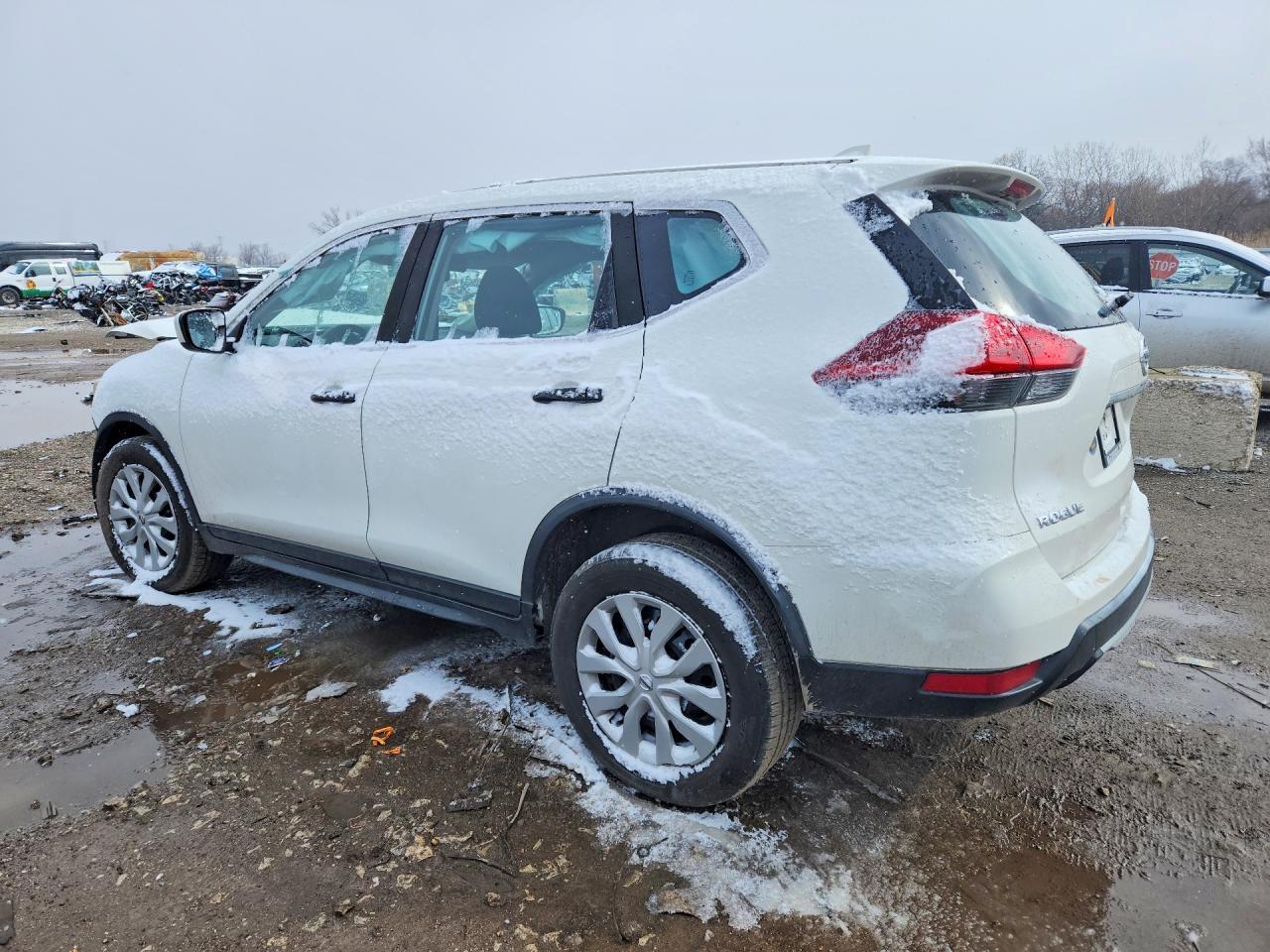 2020 Nissan Rogue S - Image 2