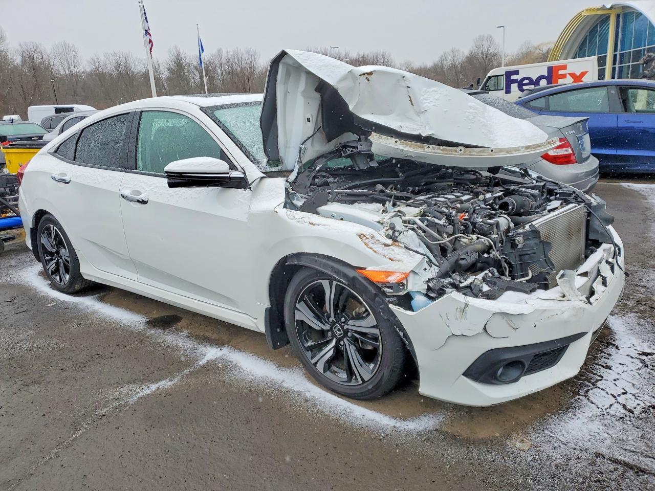 2018 Honda Civic Touring - Фото 4