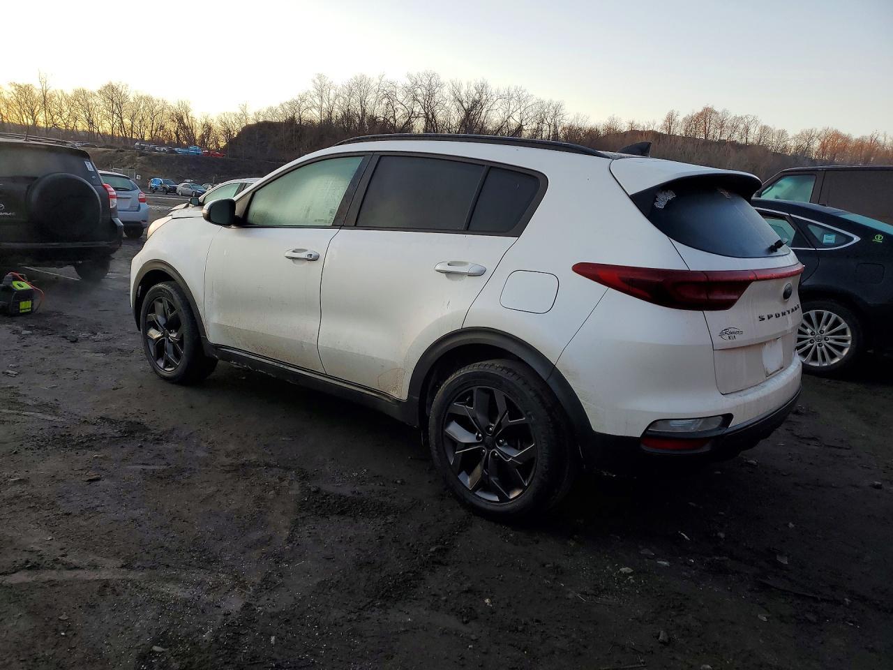 2022 Kia Sportage Nightfall - Фото 2