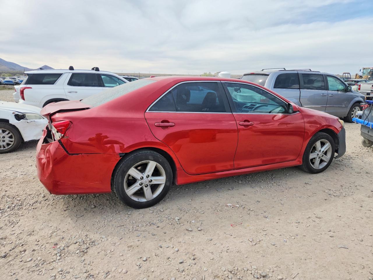 2012 Toyota Camry Se - Image 3