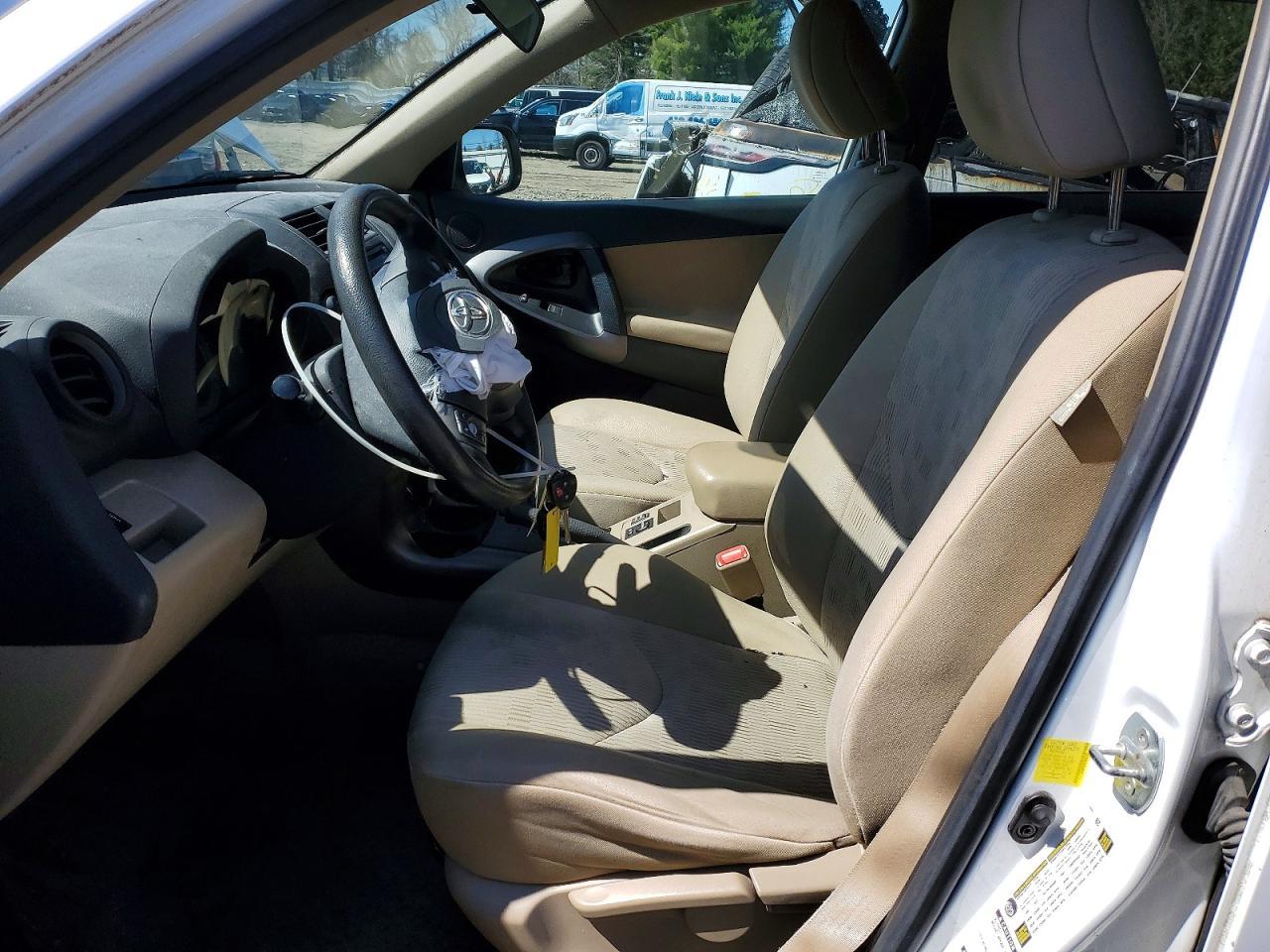 2012 Toyota Rav4 Base - Фото 7