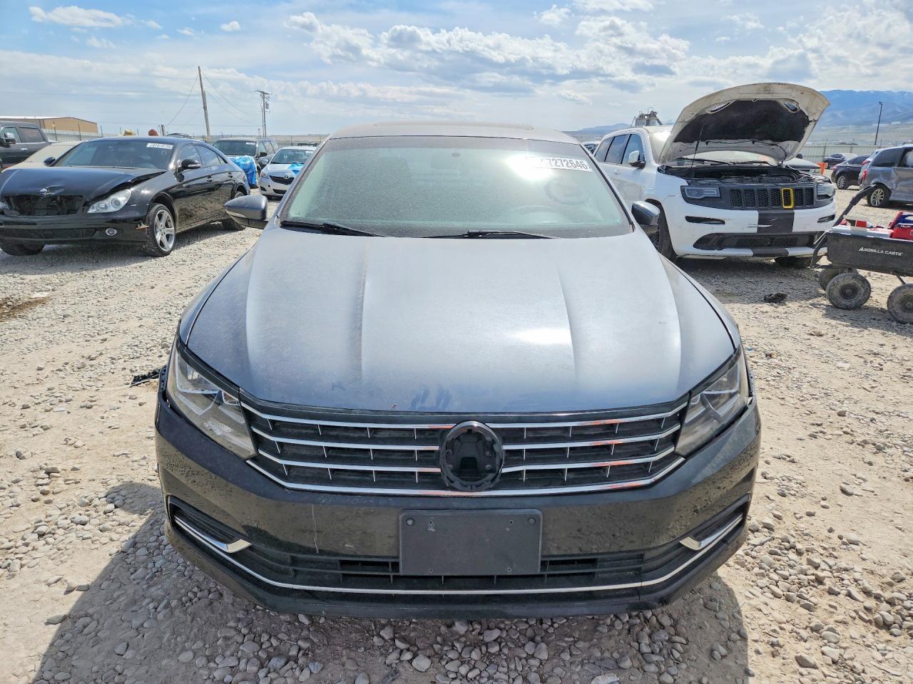 2017 Volkswagen Passat Se - Image 5