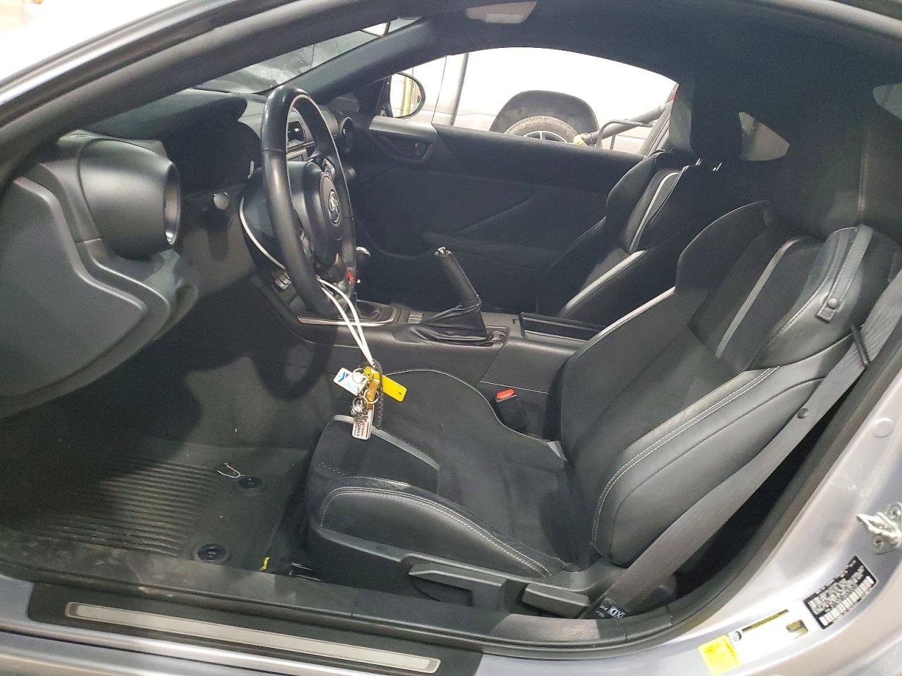 2024 Toyota Gr86 Premium - Фото 7