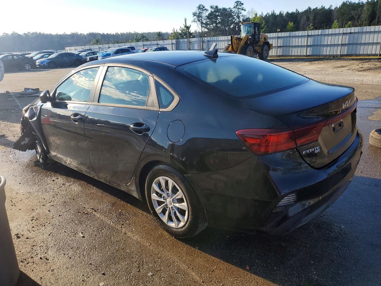 2023 Kia Forte Lx - Фото 2