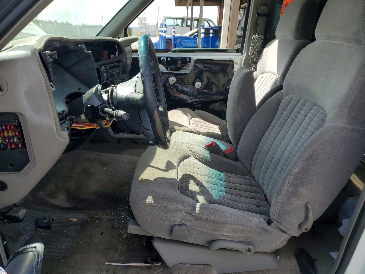 2001 Chevrolet S Truck S10 - Фото 7