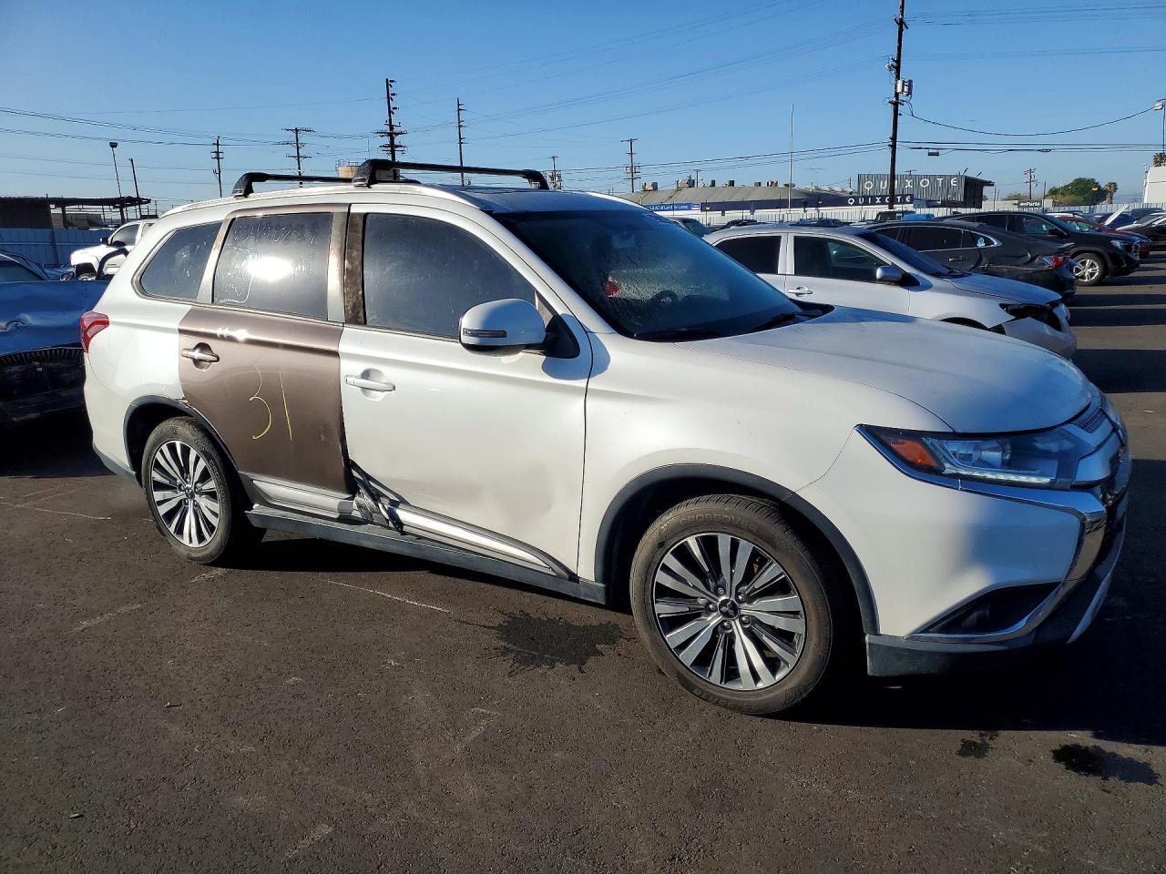 2019 Mitsubishi Outlander Se - Фото 4