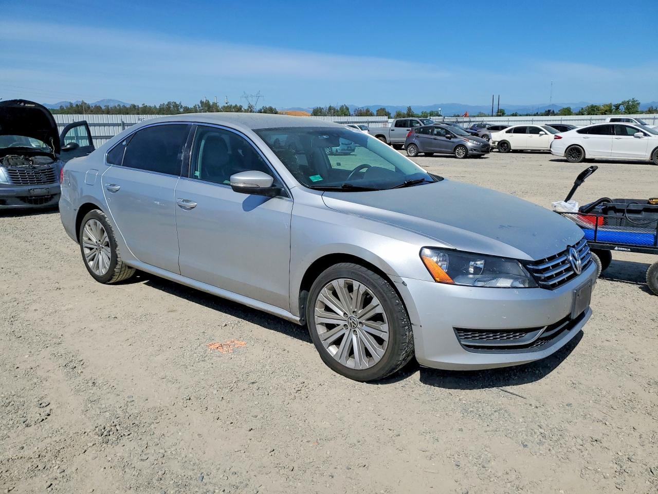 2015 Volkswagen Passat Se - Image 4