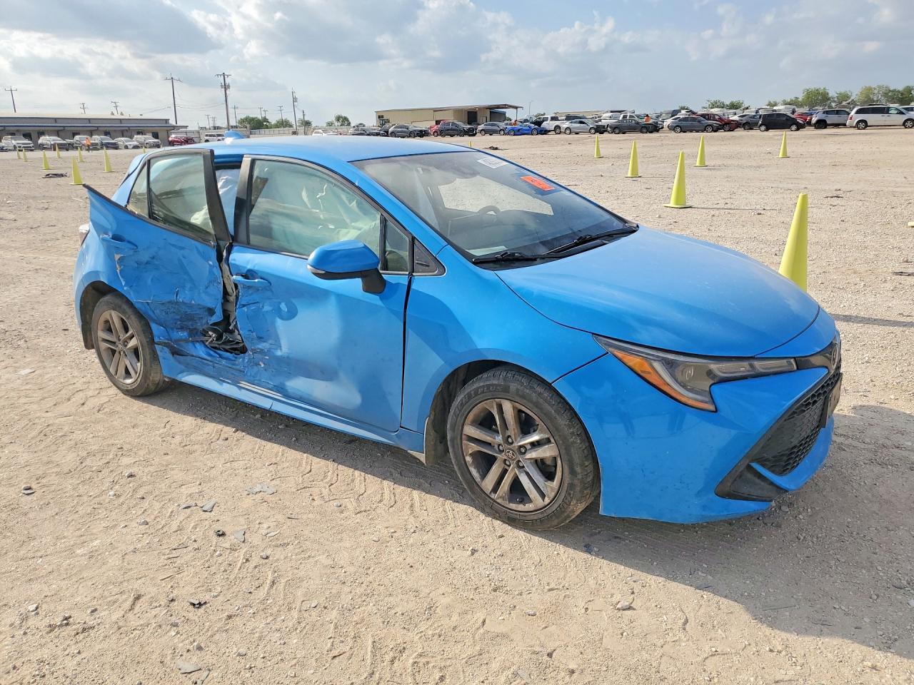 2022 Toyota Corolla Hatchback Se - Image 4