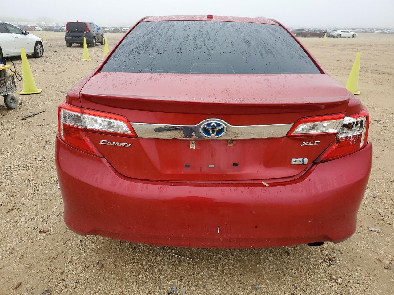 2012 Toyt Camry - Фото 6