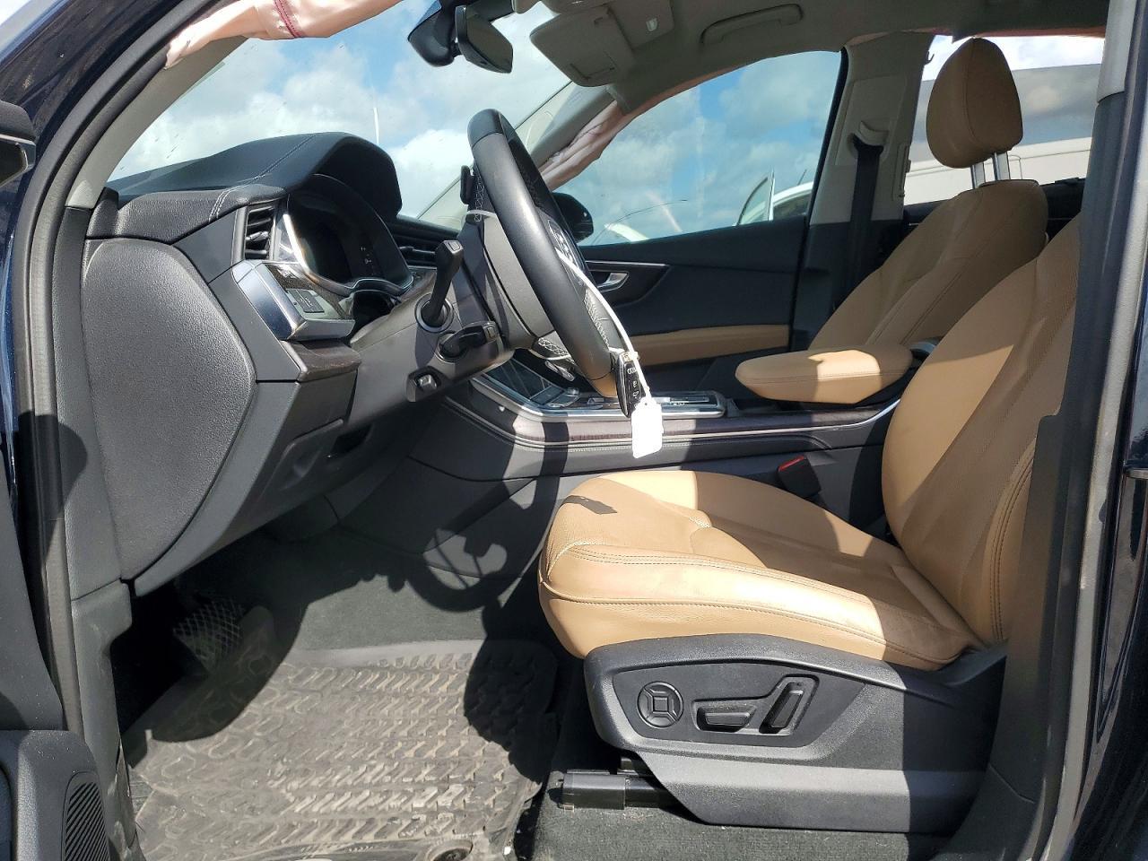 2025 Audi Q7 Premium Plus - Image 7