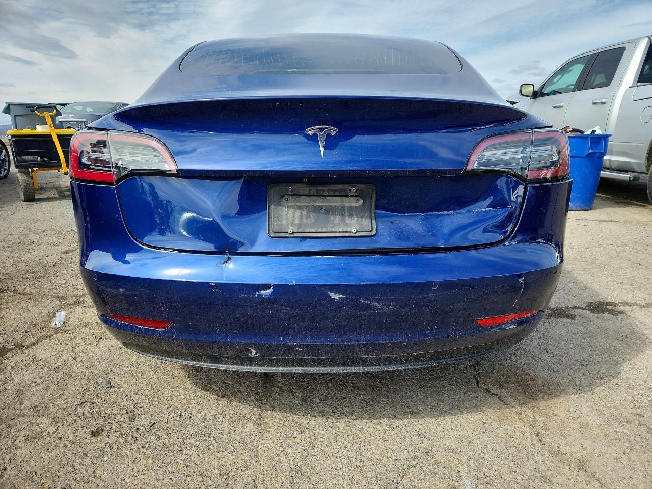 2020 Tesla Model 3 - Фото 6