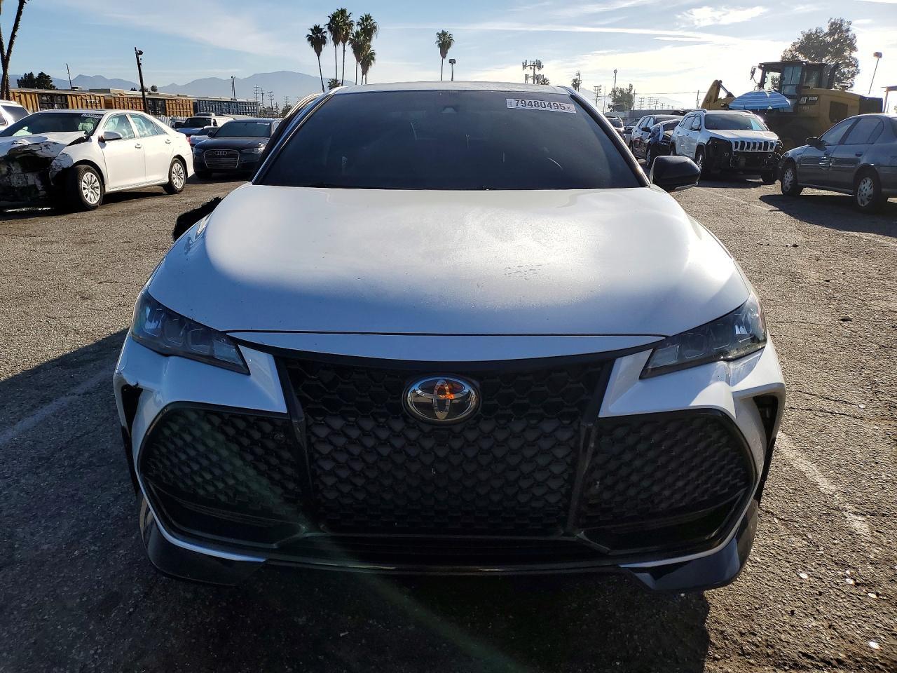 2020 Toyota Avalon Trd - Фото 5