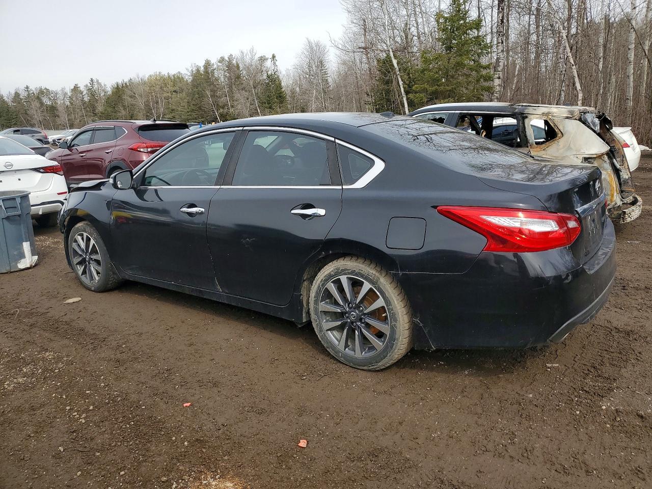 2016 Nissan Altima 2.5 - Image 2