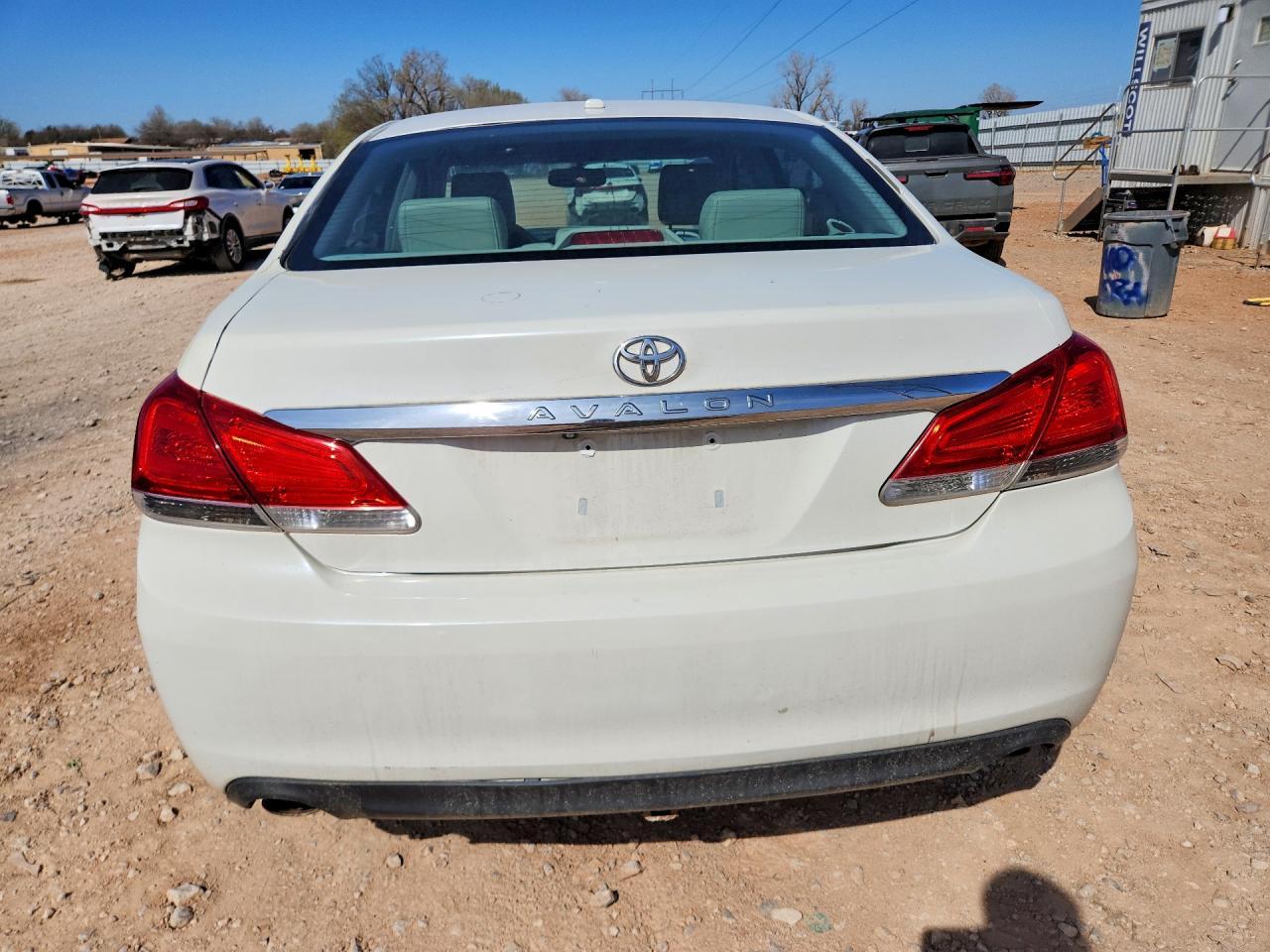 2012 Toyota Avalon Base - Image 6