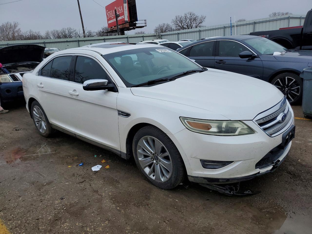 2011 Ford Taurus Limited - Фото 4