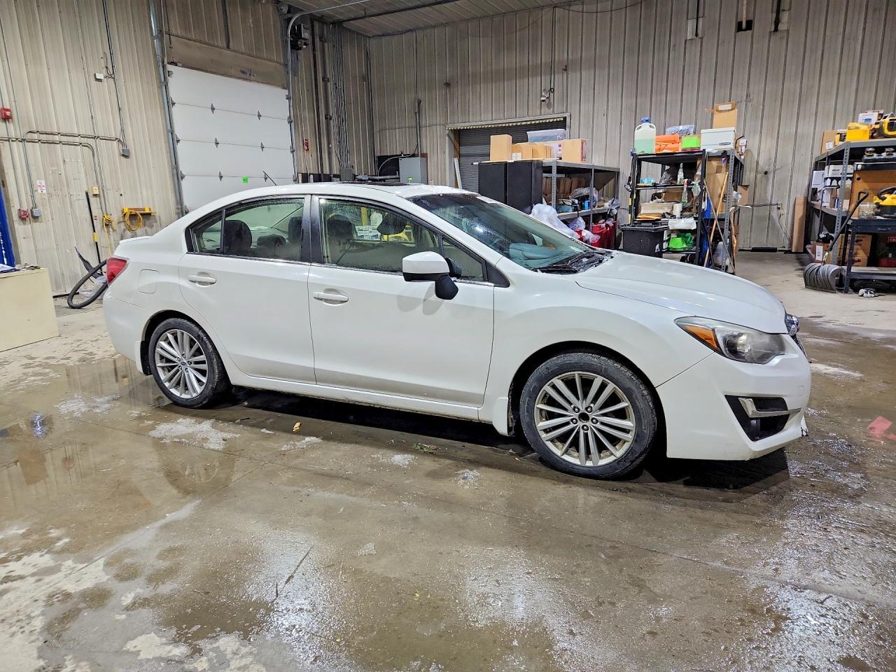 2015 Subaru Impreza Premium Plus - Фото 4