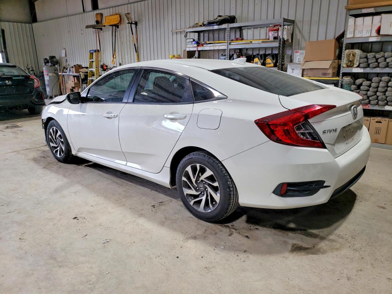 2017 Honda Civic Ex - Фото 2