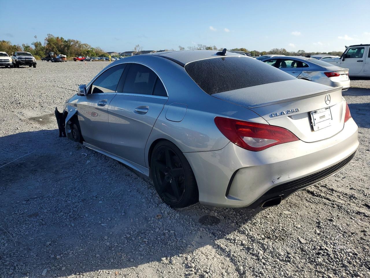 2015 Mercedes-Benz Cla 250 4Matic - Image 2