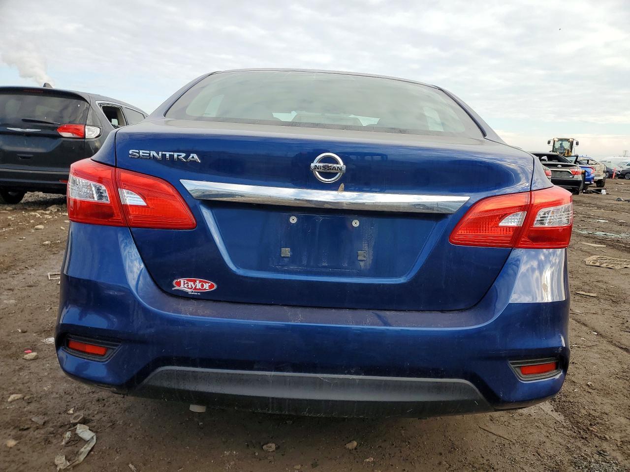 2019 Nissan Sentra S - Фото 6
