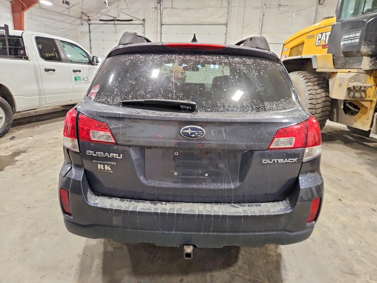 2013 Subaru Outback 2.5I Limited - Image 6