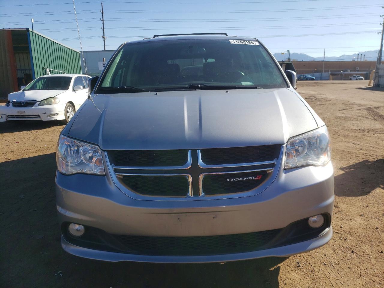 2017 Dodge Grand Caravan Sxt - Image 5