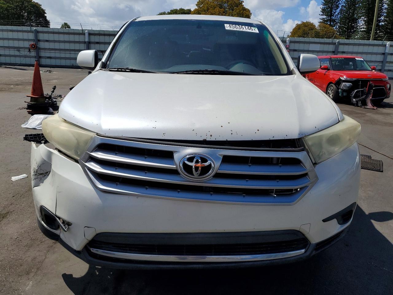 2012 Toyota Highlander Base - Фото 5