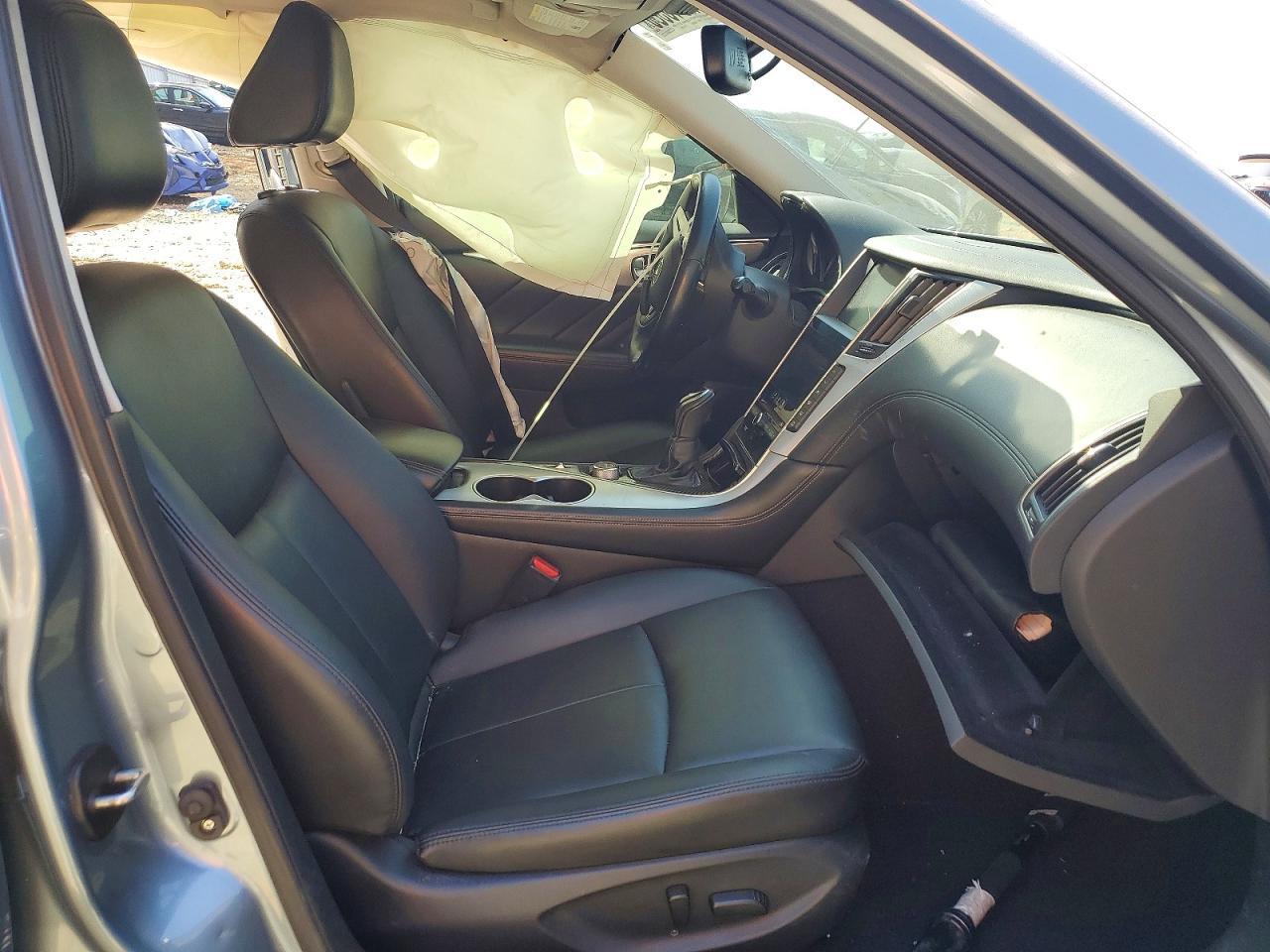 2019 Infiniti Q50 3.0T Luxe - Image 7
