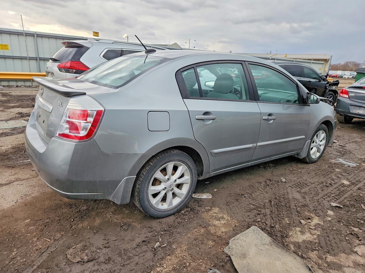 2012 Nissan Sentra 2.0 - Фото 3