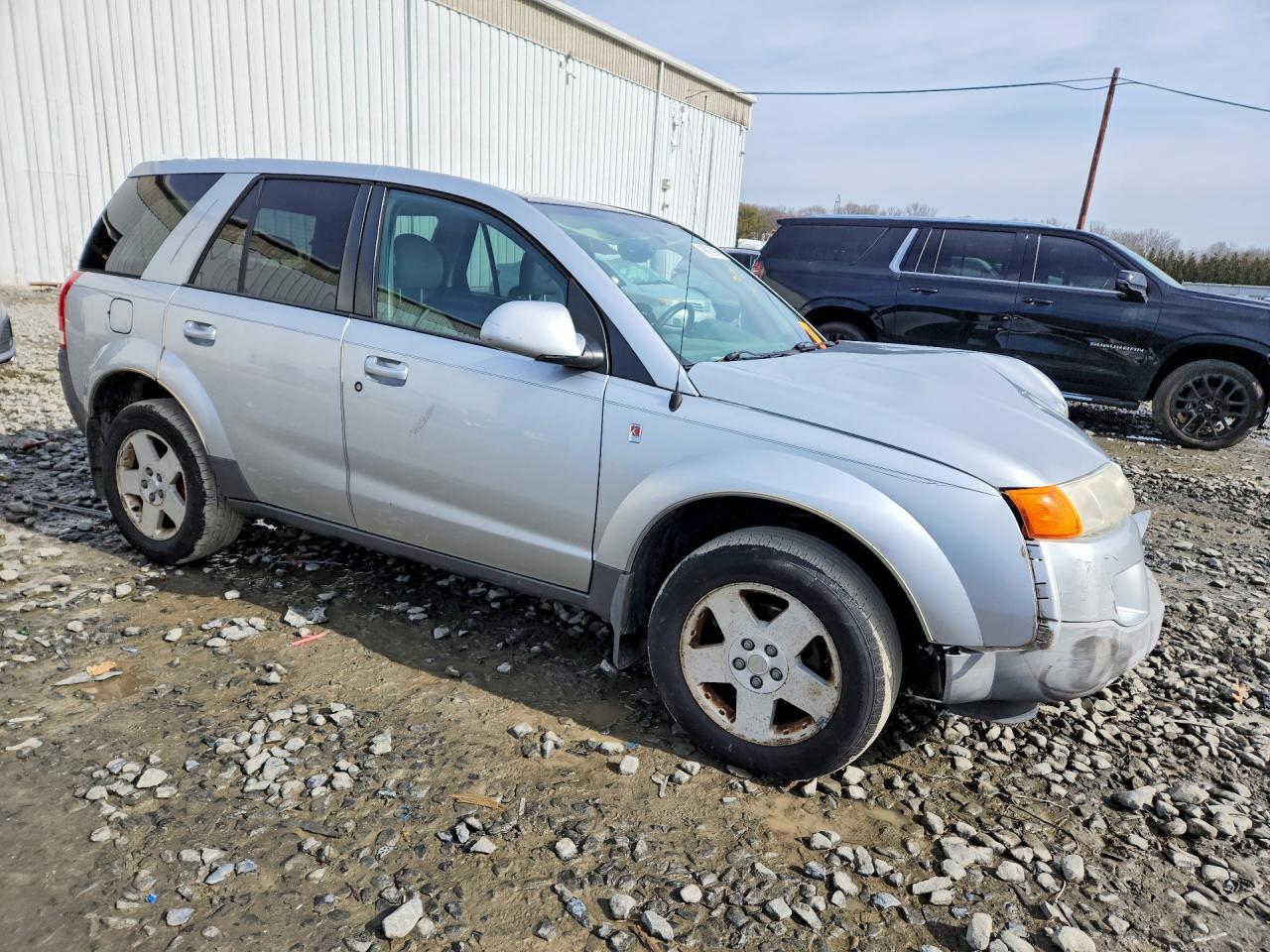 2005 Saturn Vue - Image 4
