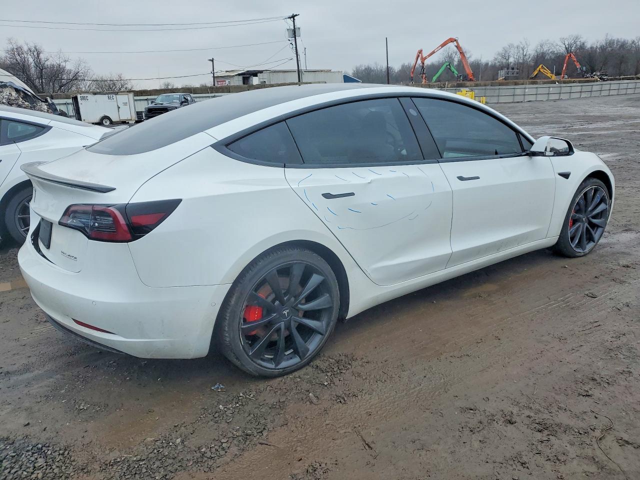 2020 Tesla Model 3 - Фото 3