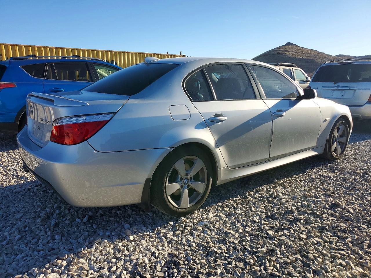 2008 BMW 528 Xi - Фото 3